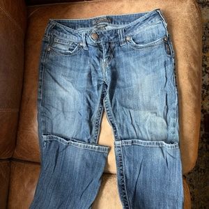 Silver Jeans Boot cut “Tuesday” 28